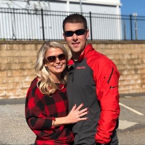 Meet your Posher, Leah